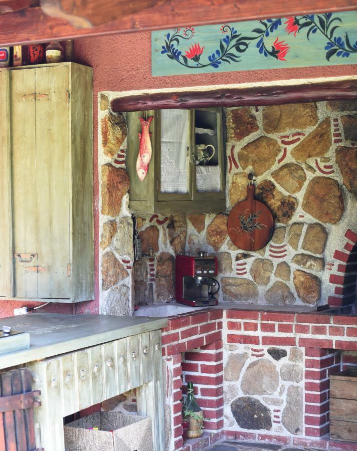 Zacharoulas Katikies Amarynthos Dış mekan fotoğraf
